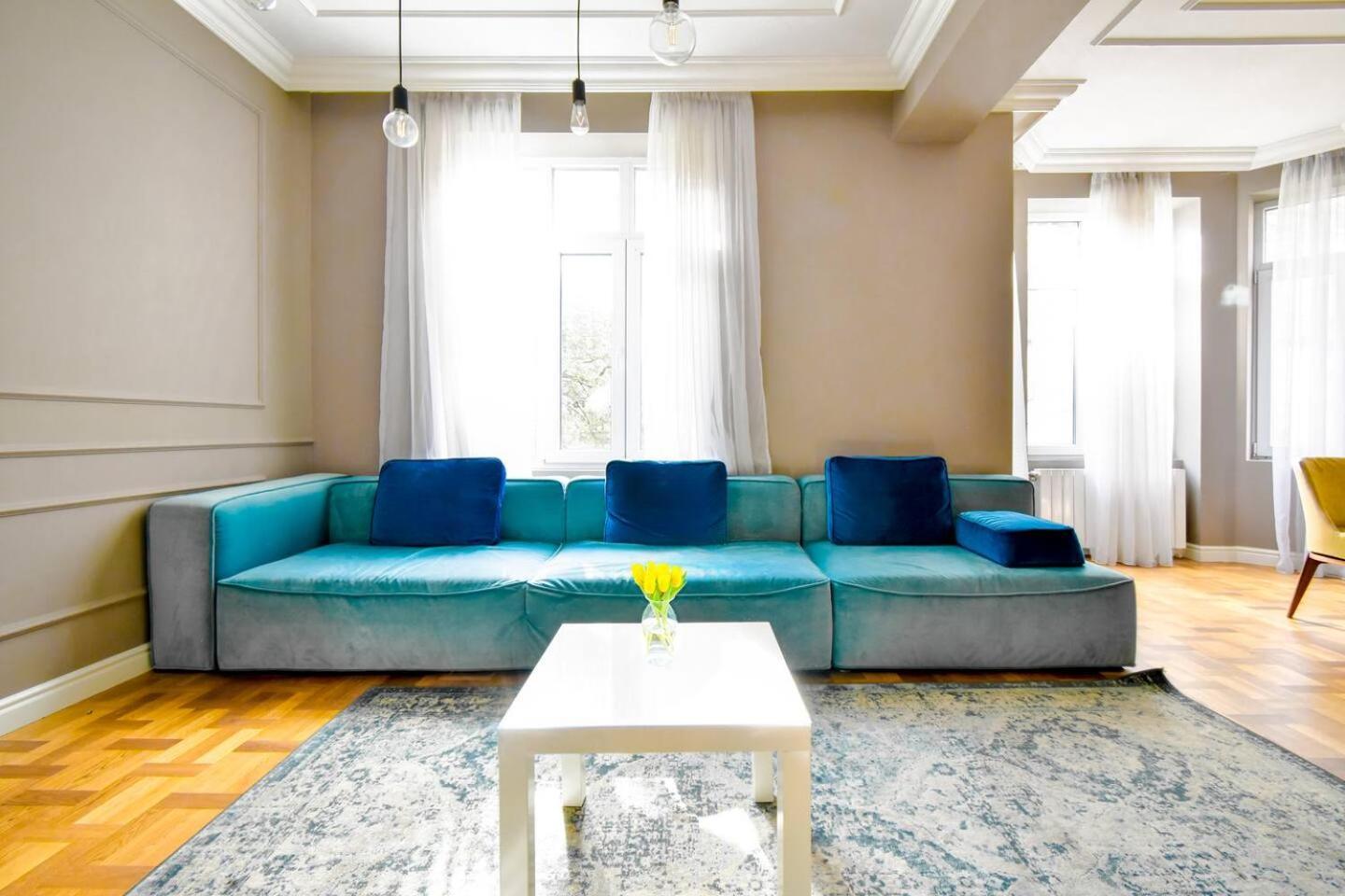 شقة 2Bdr Luxury On Prime Location صوفيا المظهر الخارجي الصورة