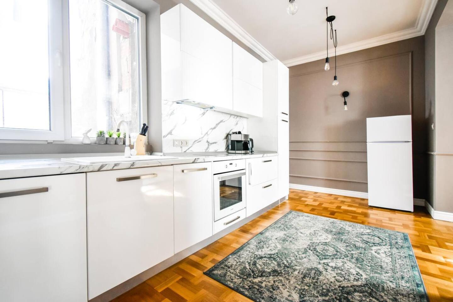 شقة 2Bdr Luxury On Prime Location صوفيا المظهر الخارجي الصورة